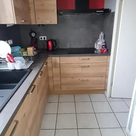 Appartamento 2 Chambres-phonique-parking Securise-climatisation-dalle Beton- Gere Par Presta-zen'services *